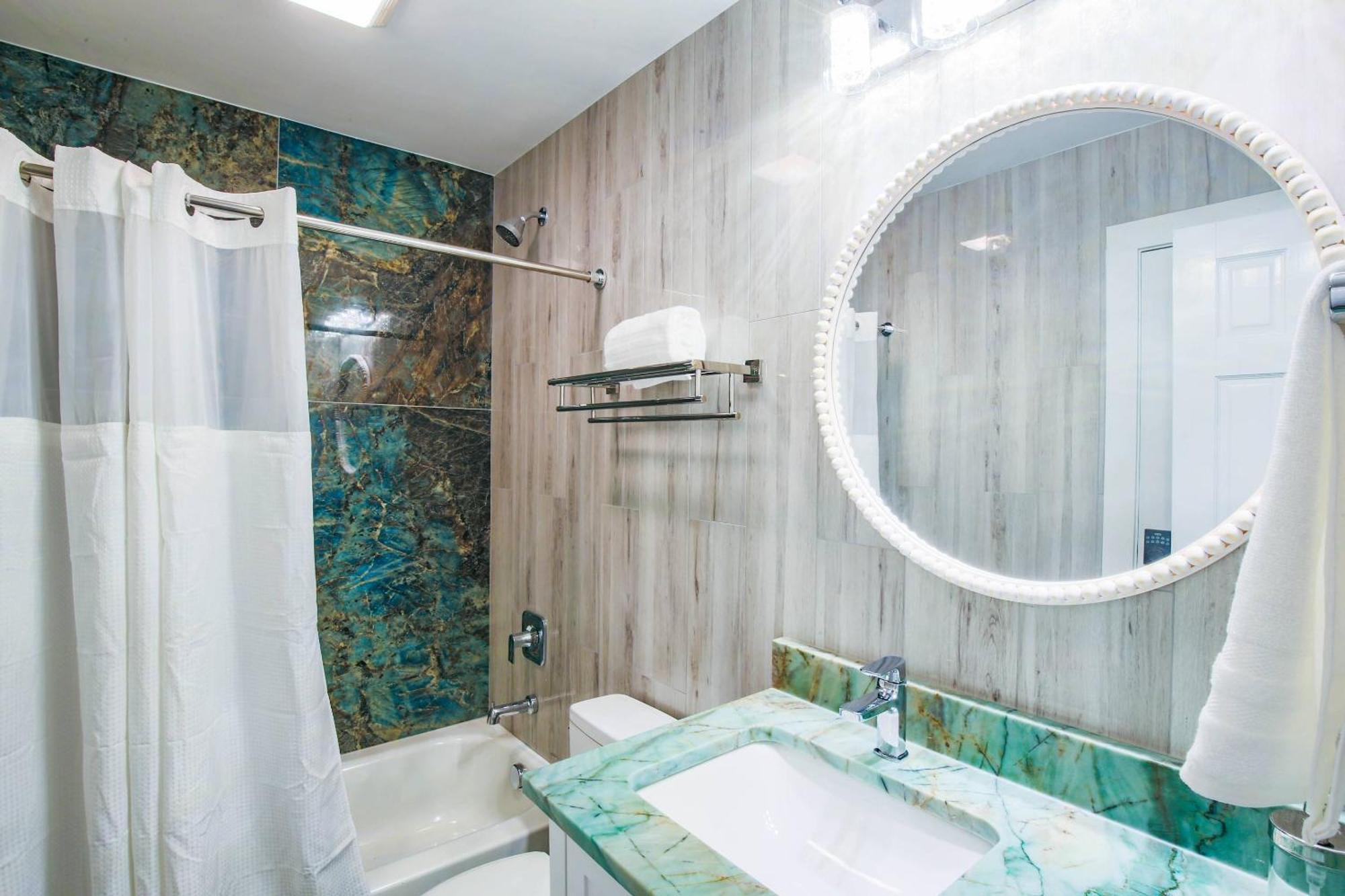 Just Beachy Villa ไอล์ออฟปาล์มส์ ภายนอก รูปภาพ